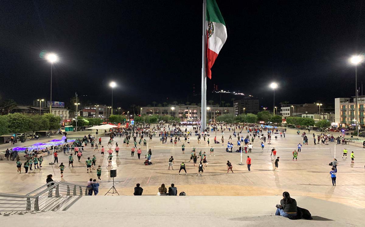 Torneo masivo de voleibol en Torreón. (Antonio Ramírez)