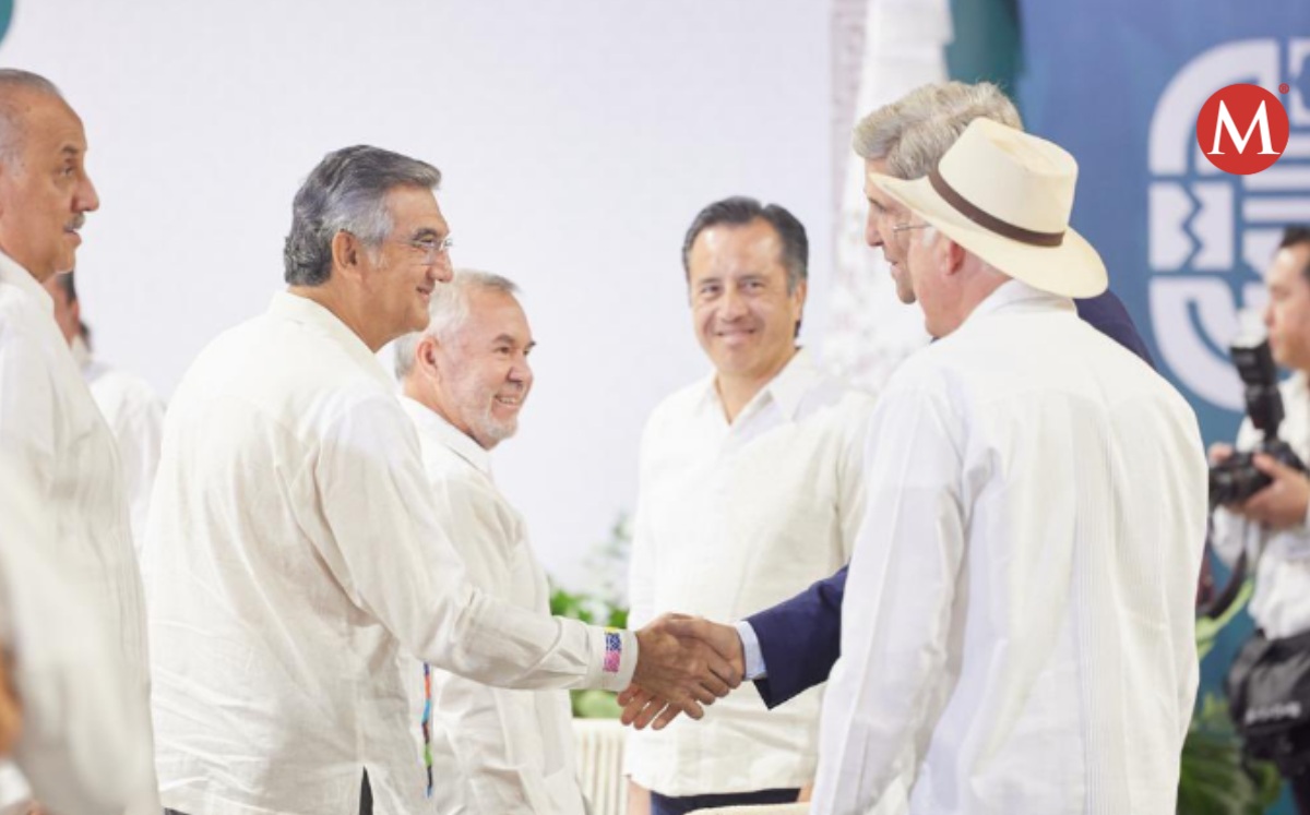 Américo Villarreal con John Kerry y Ken Salazar