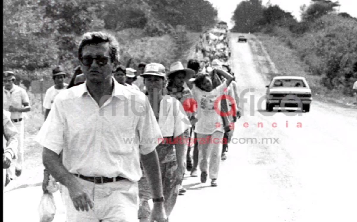 AMLO comparte fotos del 'Éxodo por la democracia' de 1991. | Captura