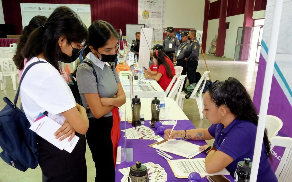 Feria del Empleo para la Mujer en Pueblo Viejo.