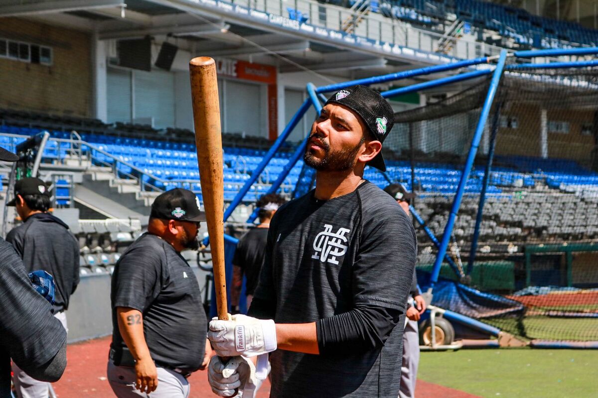 Fernando Pérez vivirá su segunda temporada con el equipo tapatío. (Especial)
