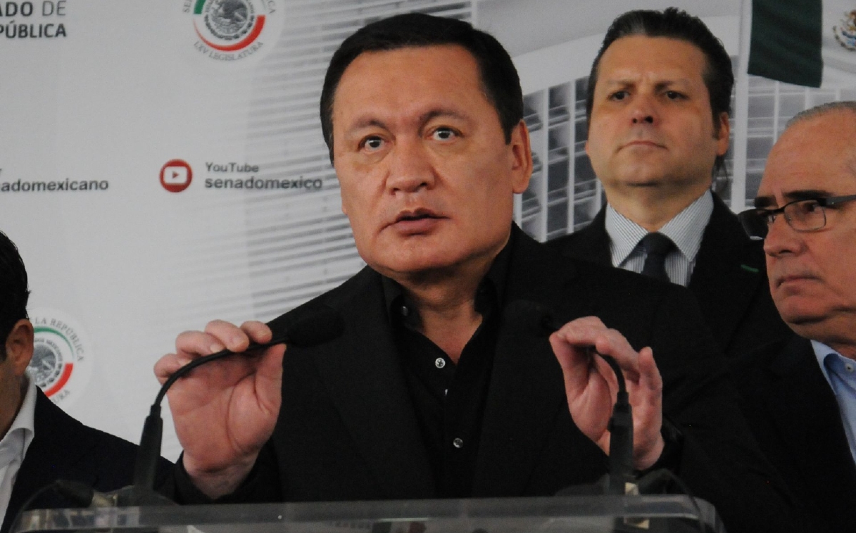 Miguel Ángel Osorio Chong, senador del PRI, durante una conferencia. | Cuartoscuro