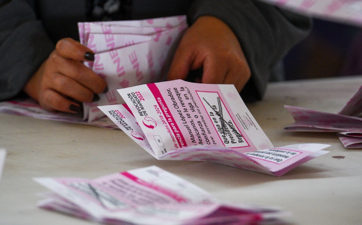 La revocación de mandato no pudo se rvinculatoria debido a que no se alcanzaron las firmas. | Cuartoscuro