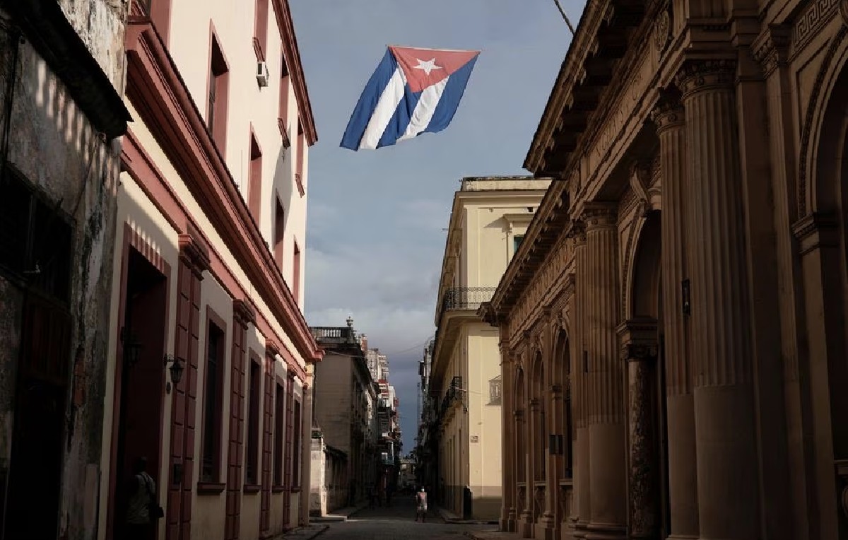 Bandera de Cuba en calles de la Habana (Reuters)