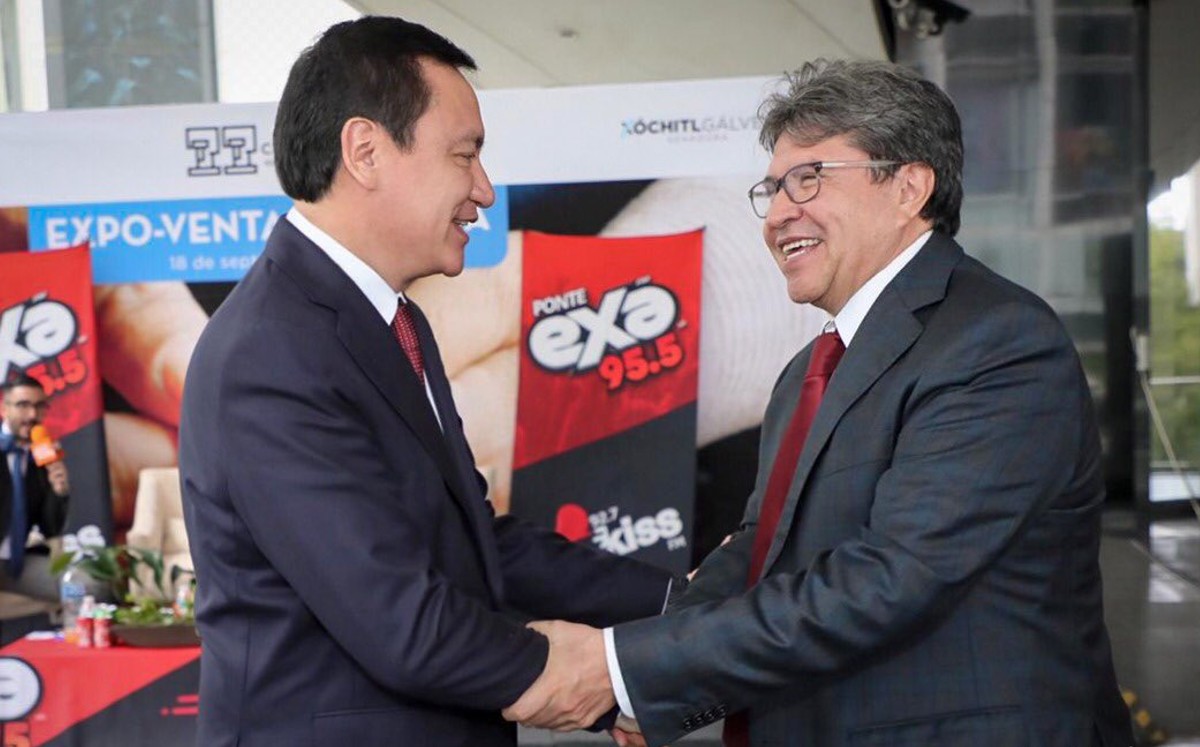 Desde hace días Osorio Chong pensó en dejar coordinación del PRI en Senado: Monreal | Twitter