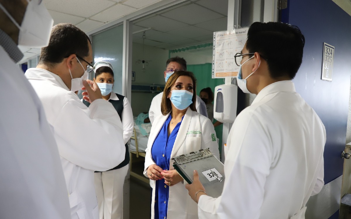 Duque Molina y el titular del IMSS en Tamaulipas, Federico Héctor Marín Martínez, evaluaron el desarrollo de servicios médicos.