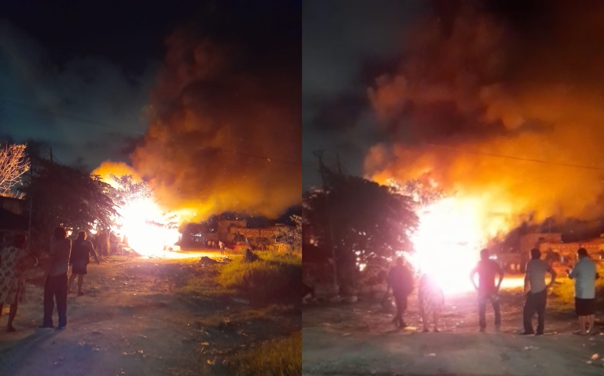 Incendio consume cuatro viviendas en Cancún | Especial
