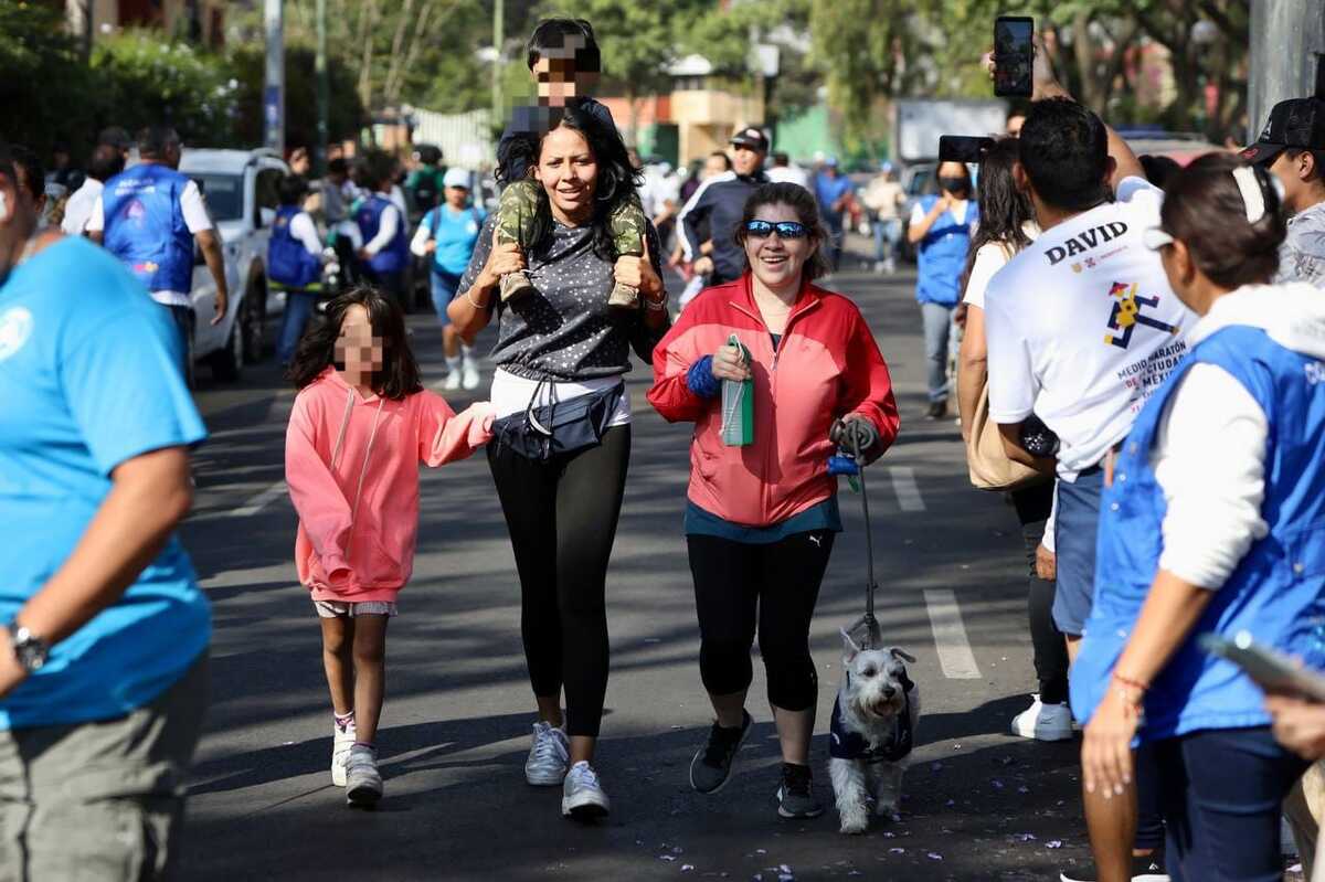 Paseo canino en Coyoacán. (Especial)