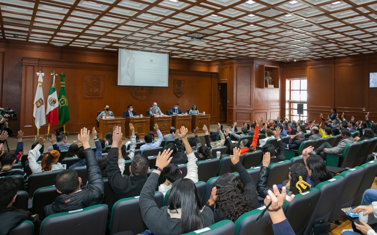 Amplían estudios de posgrados en la UAEMex. Especial