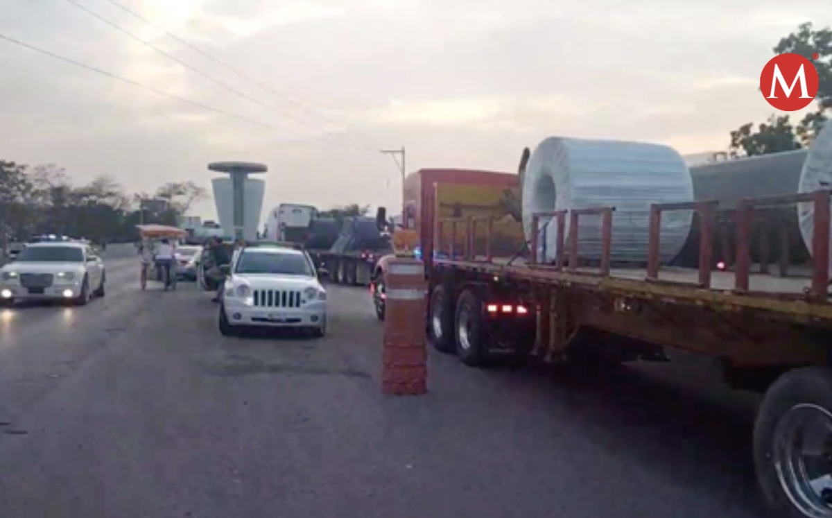 Bloqueo en la carretera Tampico-Valles. (Jaime Maya)