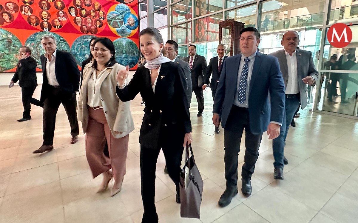 Ninfa Cantú Deandar en comparecencia en Congreso de Tamaulipas