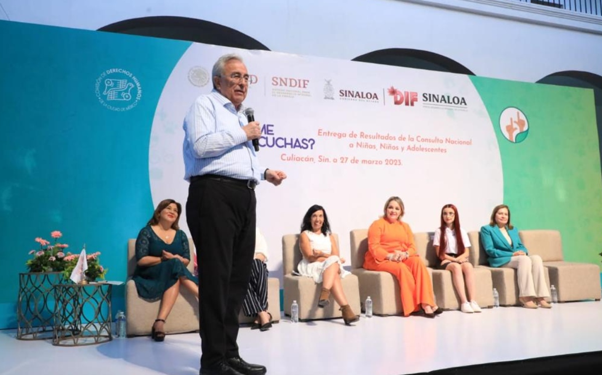 Rocha Moya entrega resultados de encuestas realizadas a niños y adolescentes. (Especial)