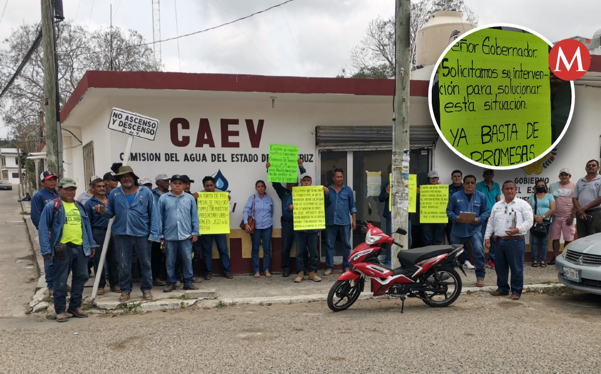 Se manifiestan trabajadores de la CAEV en Pueblo Viejo
