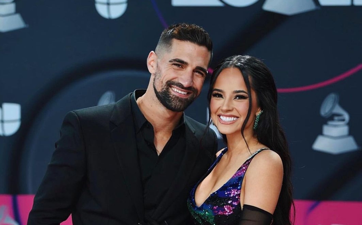 Sebastian Lletget se disculpa con Becky G por haberle sido infiel (Instagram @theylovedaboy)