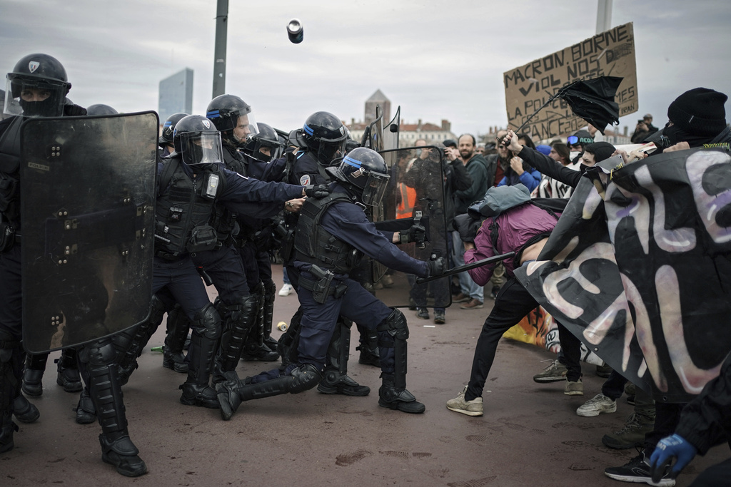 Los sindicatos han llamado a varias protestas por la reforma a las pensiones. | AP