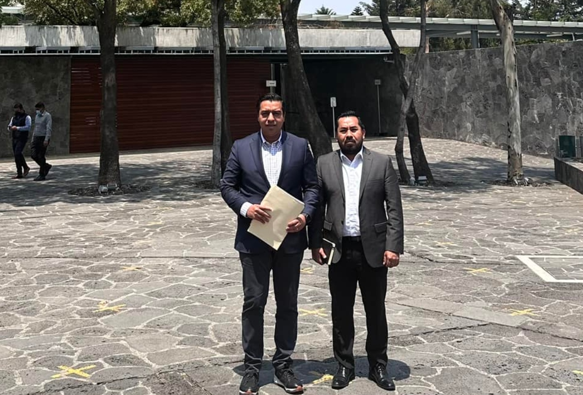 Es la segunda vez que el alcalde viaja a CDMX a realizar una denuncia. Foto: Especial