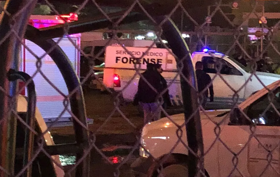 Familiares de migrantes involucrados en incendio del INM de Chihuahua viven horas de incertidumbre