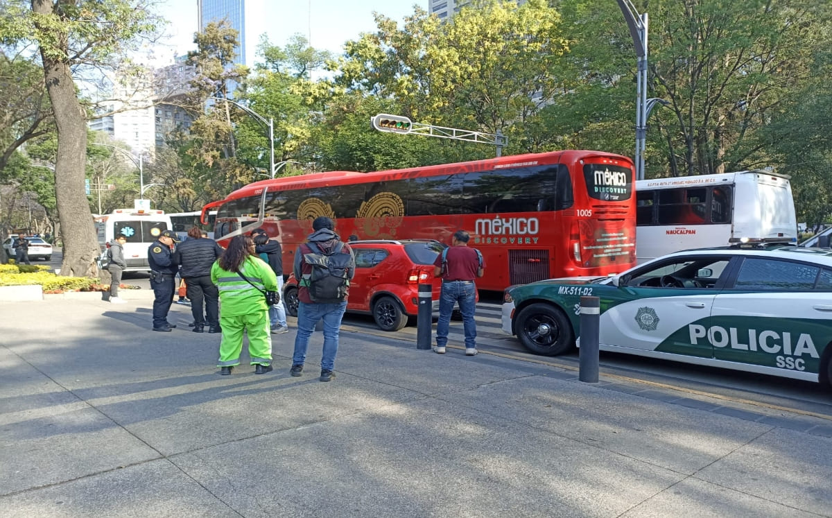 La víctima fue llevada de emergencia al Hospital Xoco, ya que presentaba daño craneoencefálico. / Enrique Luna