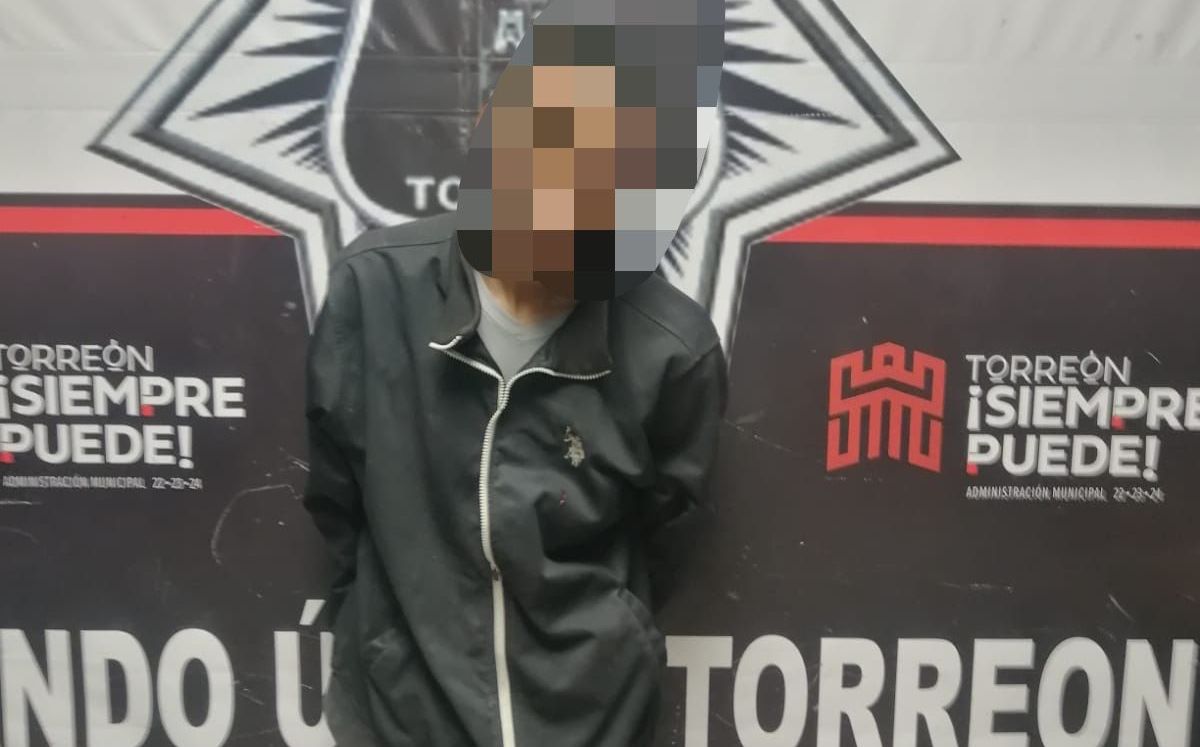 El agresor fue identificado como Jorge de 21 años, quien fue asegurado en las celdas de la cárcel de la Colón.
