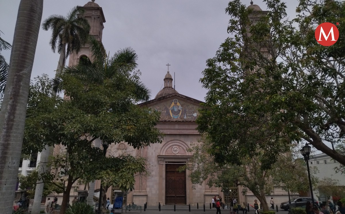 Detectan en la Catedral de Tampico desprendimientos de la fachada
