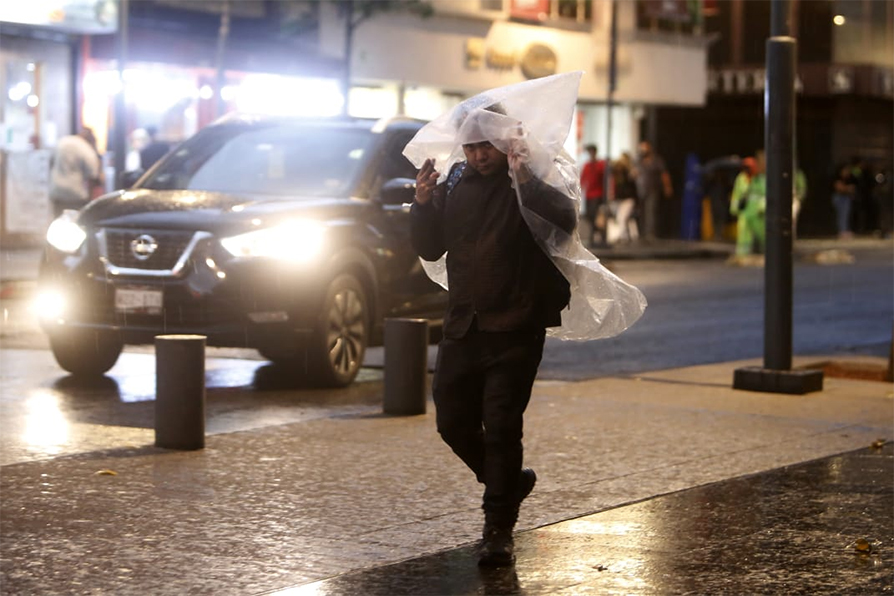 Las intensas lluvias continúan en la Ciudad de México.│Ariana Pérez