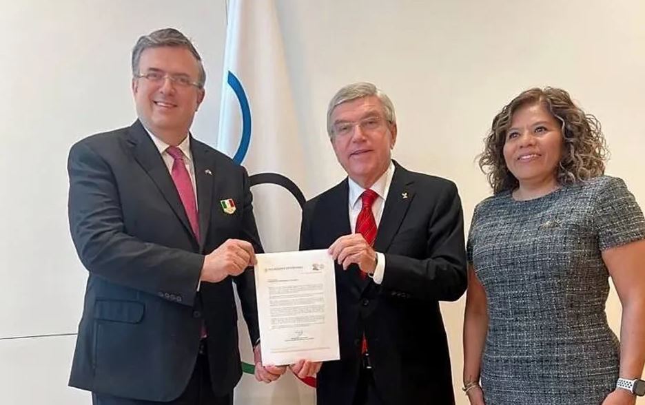 Marcelo Ebrard entregó al COI la solicitud para organizar los Juegos Olímpicos de 2036