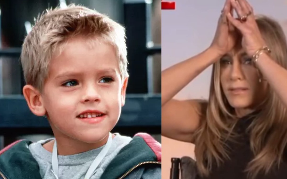 Cole Sprouse y Jennifer Aniston.