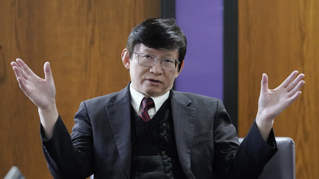 Taowen Le, profesor de Sistemas y Tecnologías de la Información en la Universidad Estatal de Weber.