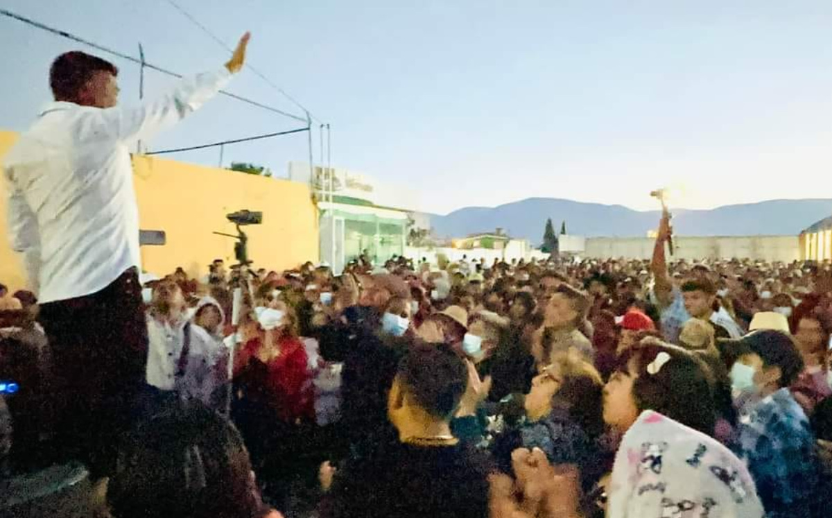 Alejandro Martínez encabeza mitin en Palmarito Tochapan, Quecholac, tras obtener su liberación | Especial