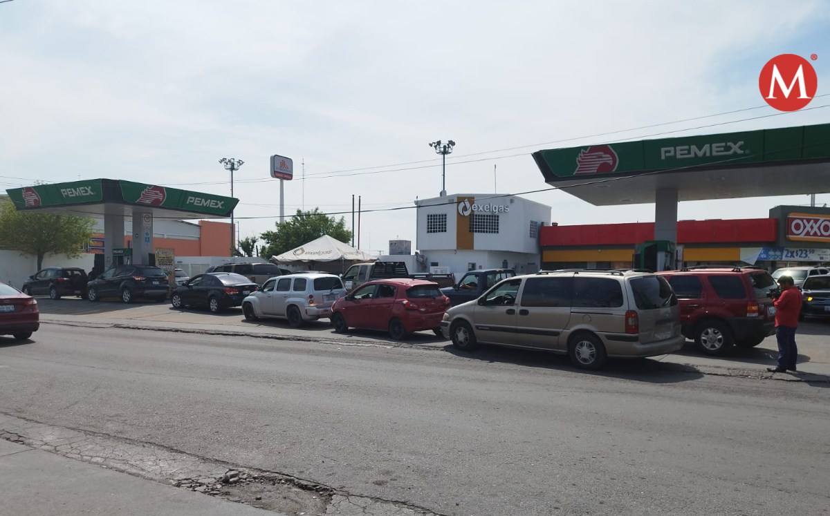 Desabasto de gasolina en Nuevo Laredo. (Lucía Cisneros)