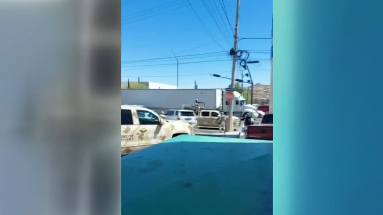 Elementos del ejército asegura armas y un vehículo en Nogales, Sonora; no hay detenidos