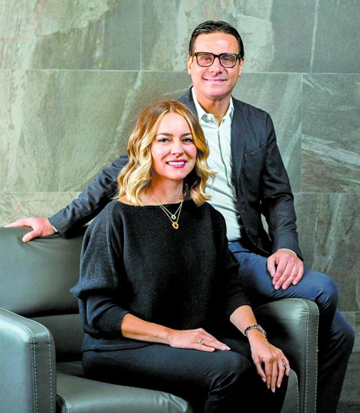 Lina Lopera, country manager, y Carlos Soler, consejero. ESPECIAL