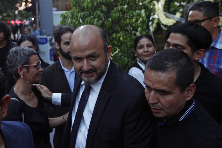 Ricardo Villanueva en el funeral de Raúl Padilla López (Fernando Carranza)
