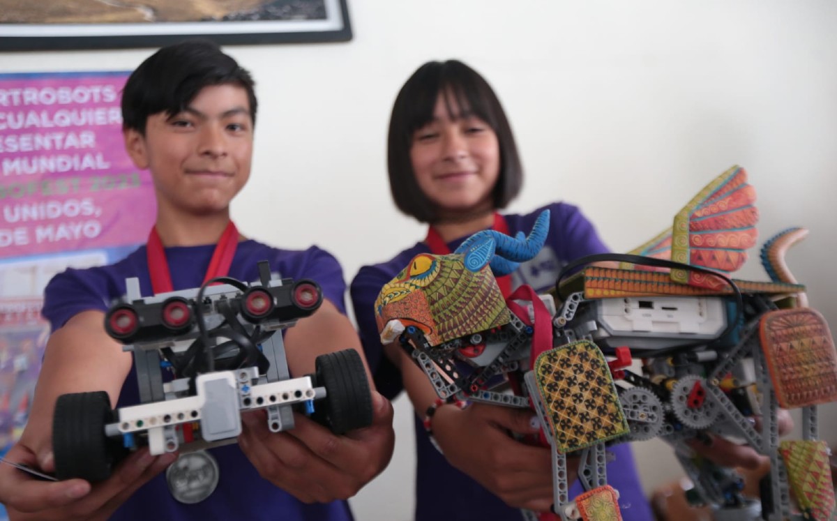 Equipos de robótica mexiquenses buscan apoyo para participar en competencia internacional. | Monserrat Mata