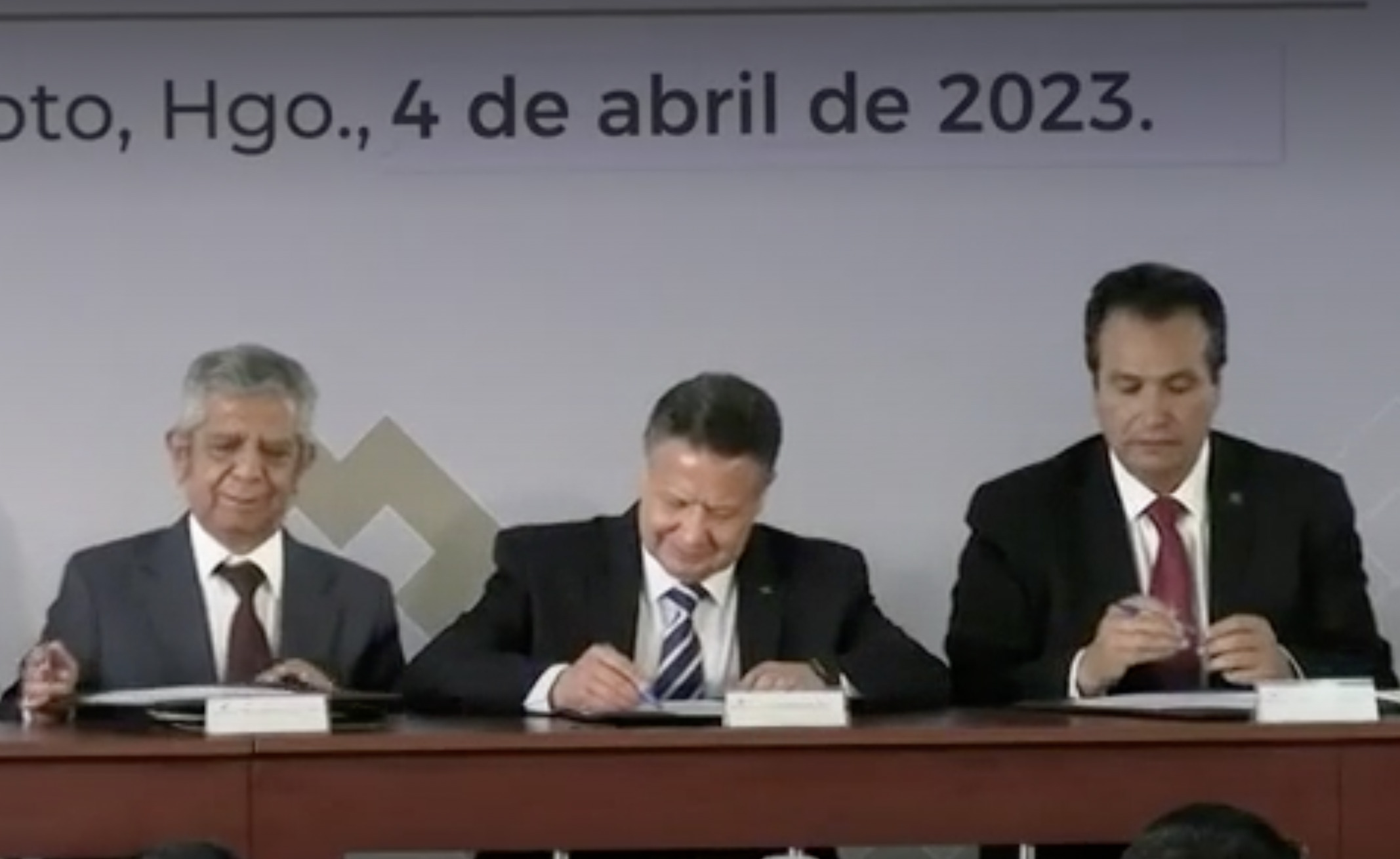 Alumnos de la UANL regresan a clases presenciales - Grupo Milenio