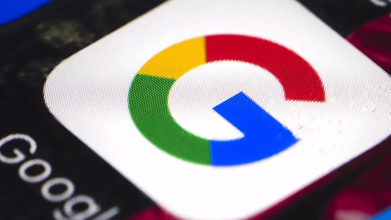 Trabajadores de Google protestan por despidos en Reino Unido