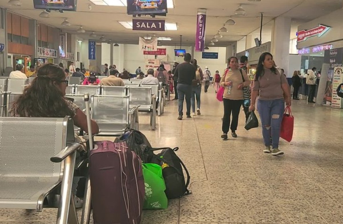 Casi 100 mil personas transitarán por Terminal de Toluca en Días Santos. Especial