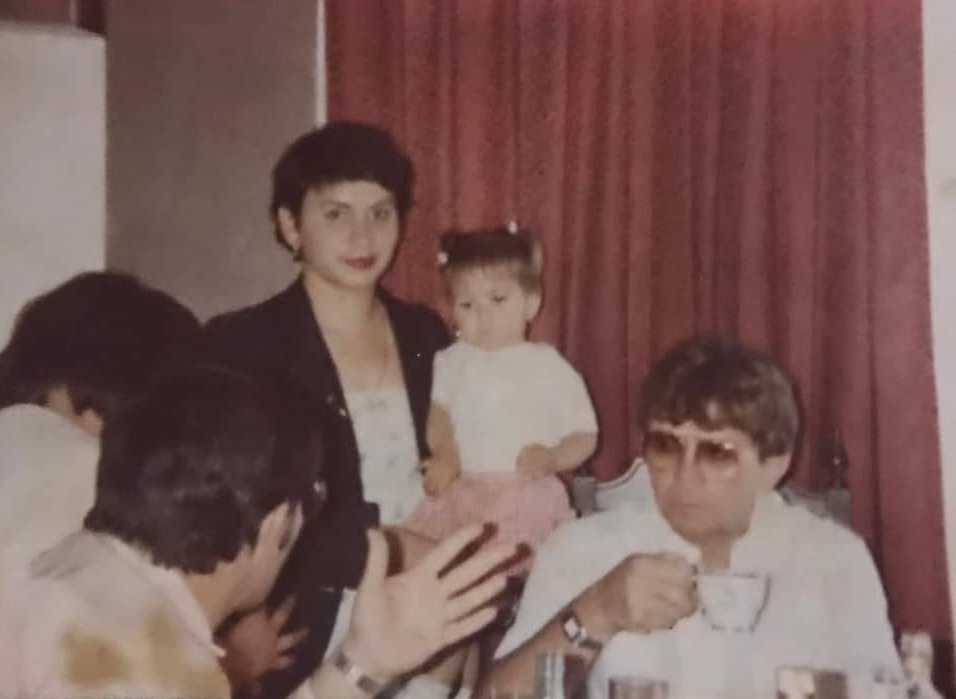 Al concluir el show, Chabelo fue llevado a la casa de la familia Juárez Apud, donde ya lo esperaban con una gran cena (Cortesía)