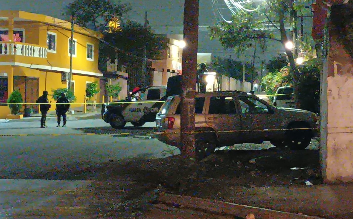 Fuerza Civil decomisa camioneta con droga tras persecución en Monterrey  | Israel Santacruz