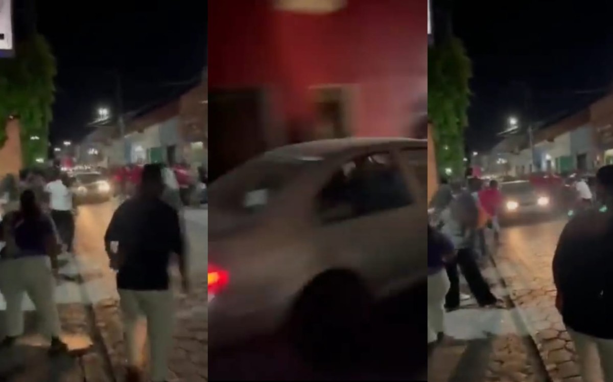 Hombre avienta carro a Procesión del Silencio en Atlixco | Especial