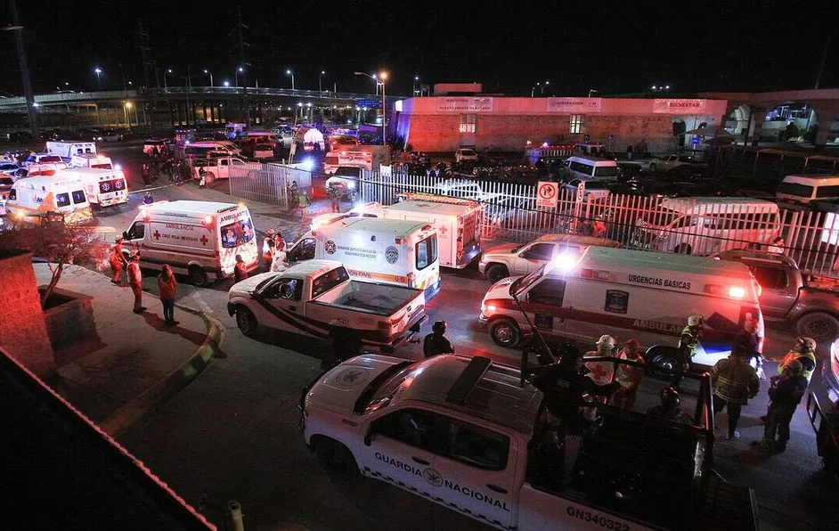 Siguen hospitalizados 23 migrantes tras incendio en INM de Chihuahua; 9 de ellos en CdMx