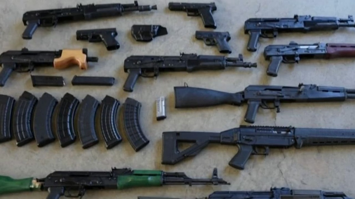 Decomisan armas y cocaína en el cruce fronterizo entre Sonora y Arizona