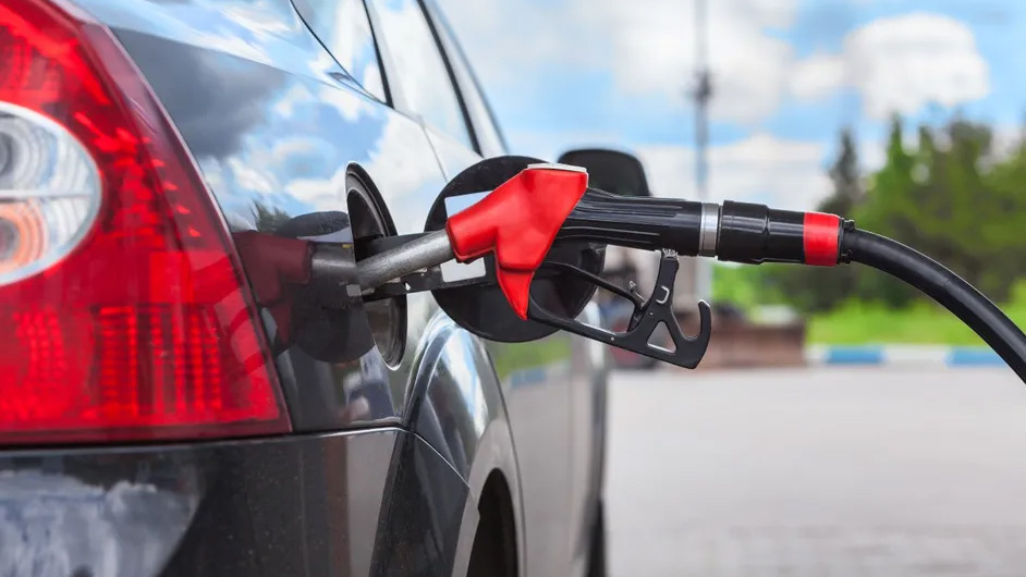 Oxxo Gas, Petro Seven y Redco se mantienen como las gasolineras más caras en México