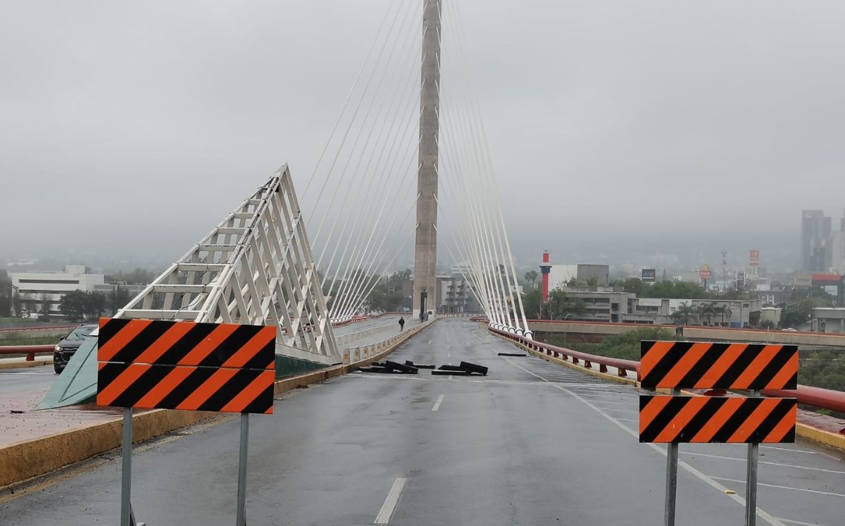 Trabajos de reparación al Puente Atirantado. Alexandra Amao