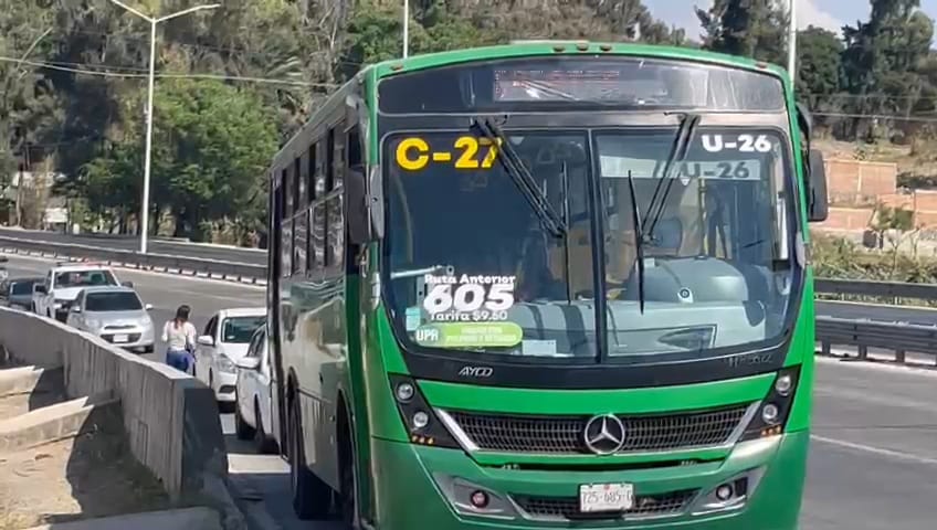 Ciclista es atropellado por una unidad del transporte público en Tonalá (Juan Carlos Munguía)