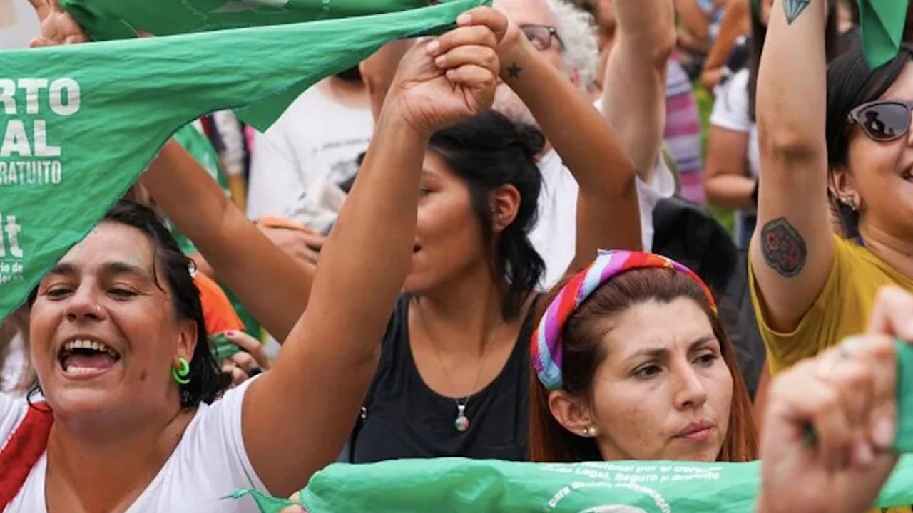 Corte deja decreto que despenaliza aborto hasta la semana 12 en Hidalgo