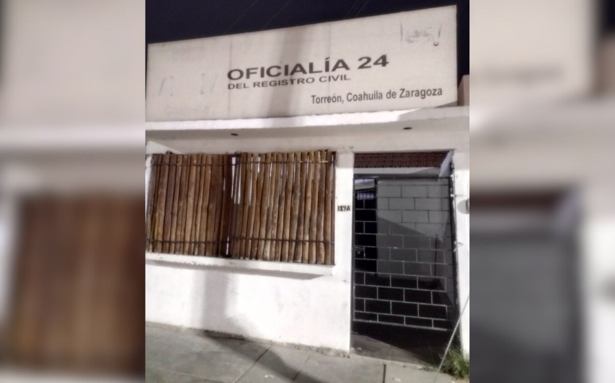 Los hechos ocurrieron durante la tarde noche de este lunes, en la parte trasera de la Oficialía, ubicada en la colonia Sol de Oriente.
