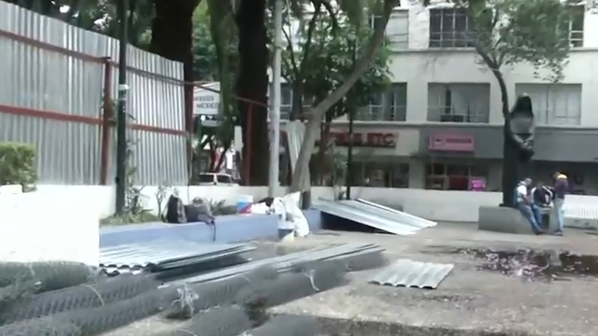 Inician trabajos de recuperación en Plaza Giordano Bruno, reportan fuga de gas