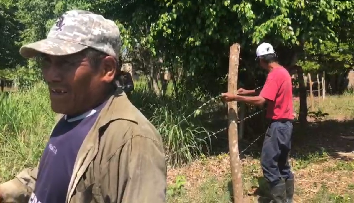 Los pobladores piden ayuda a AMLO. (Fluvio Cesar Martínez)