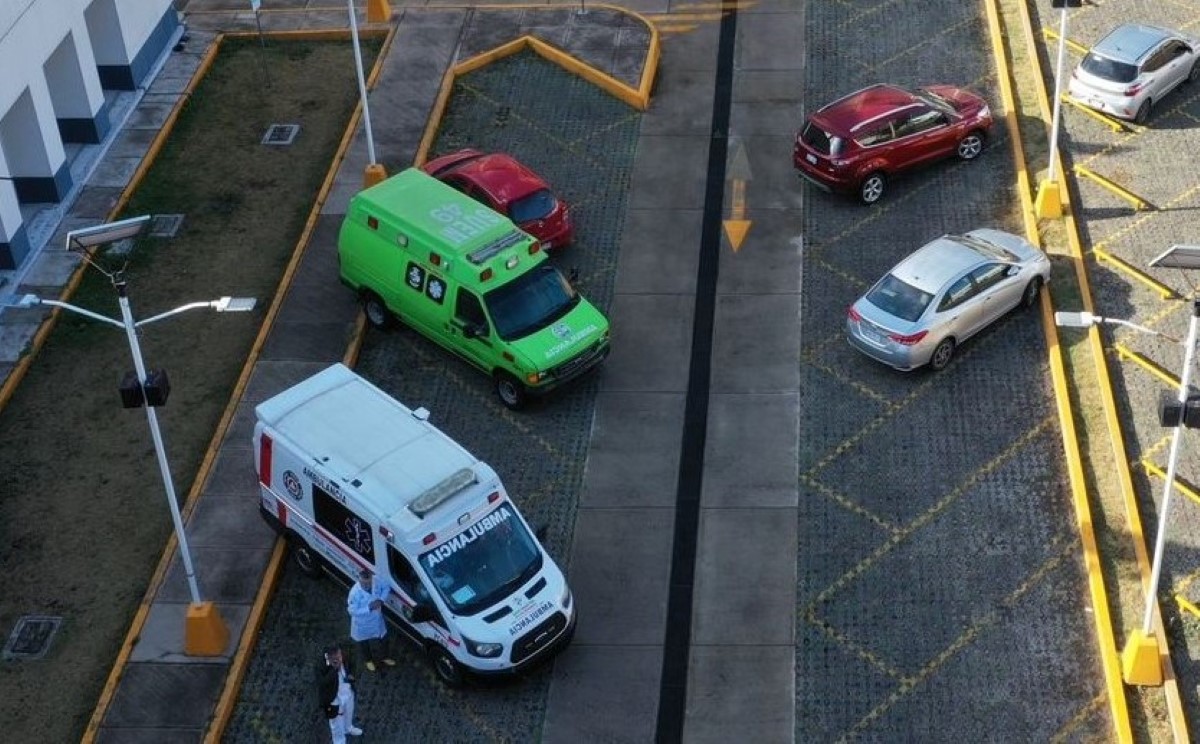 La ambulancia atropelló al motociclista en el cruce de Balderas y Ayuntamiento. | Ramón Ramírez